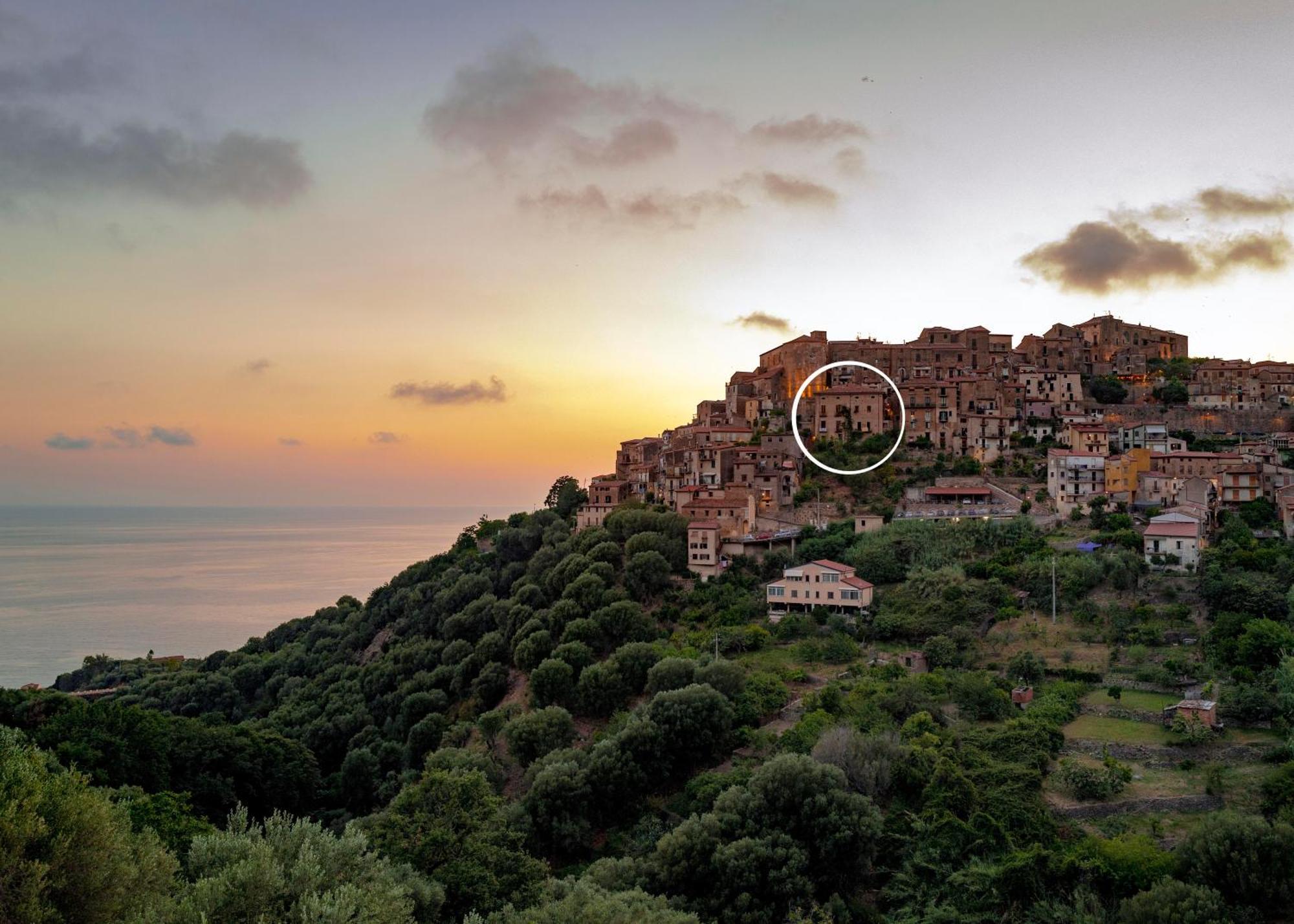 La Casa Sul Blu Albergo Diffuso Pisciotta Exteriör bild