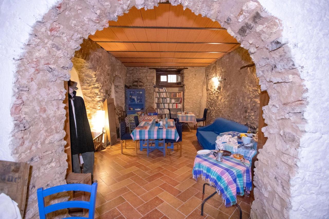 La Casa Sul Blu Albergo Diffuso Pisciotta Exteriör bild
