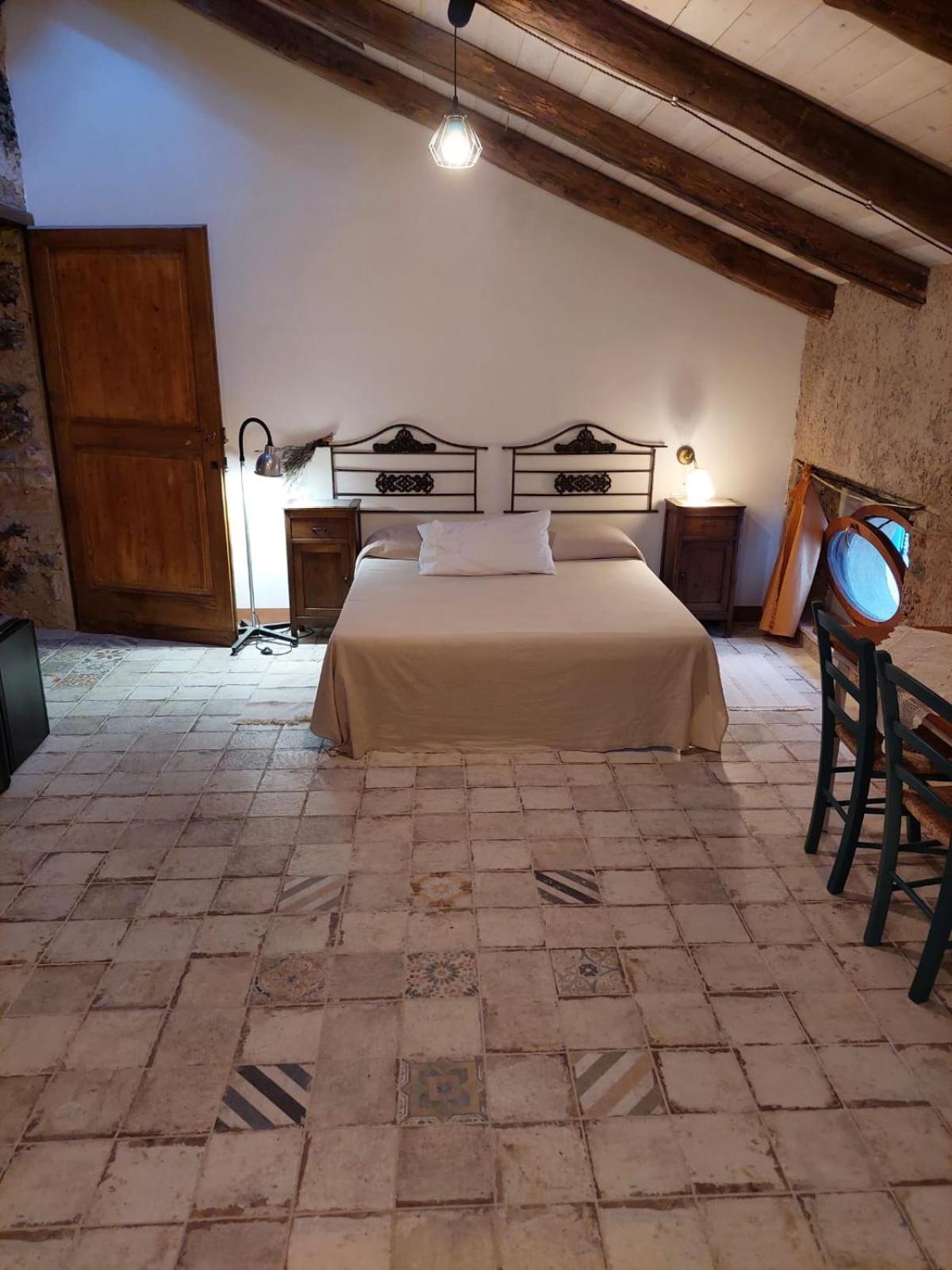 La Casa Sul Blu Albergo Diffuso Pisciotta Exteriör bild