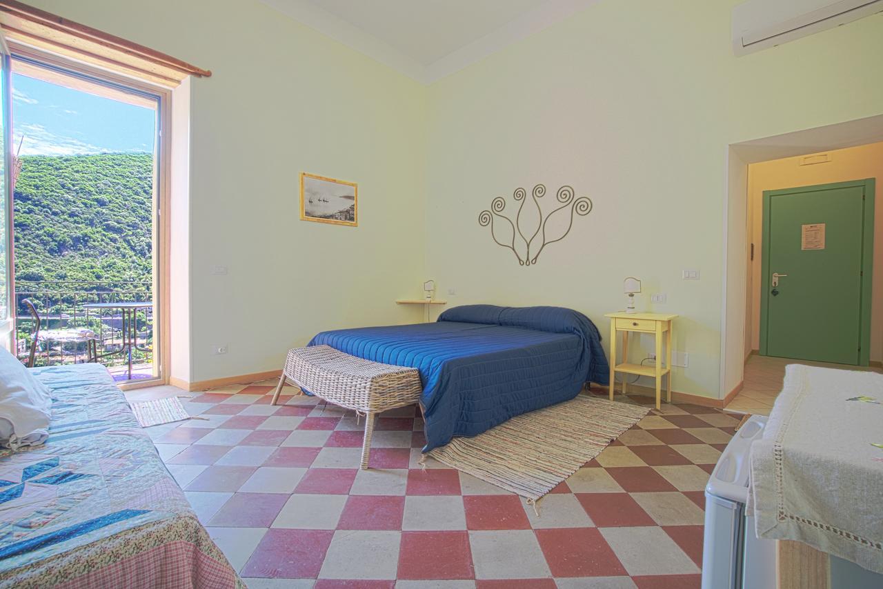 La Casa Sul Blu Albergo Diffuso Pisciotta Exteriör bild